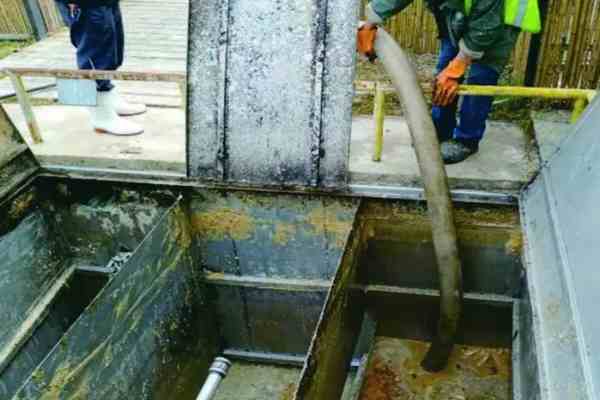 抽隔油池 抽隔油池