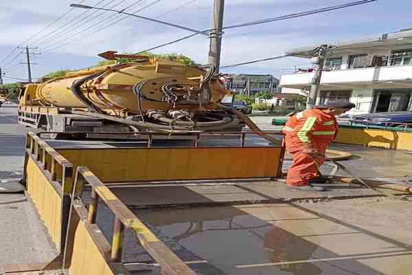 污水處理 污水處理廠有什么設備 污水處理 污水處理廠有什么設備
