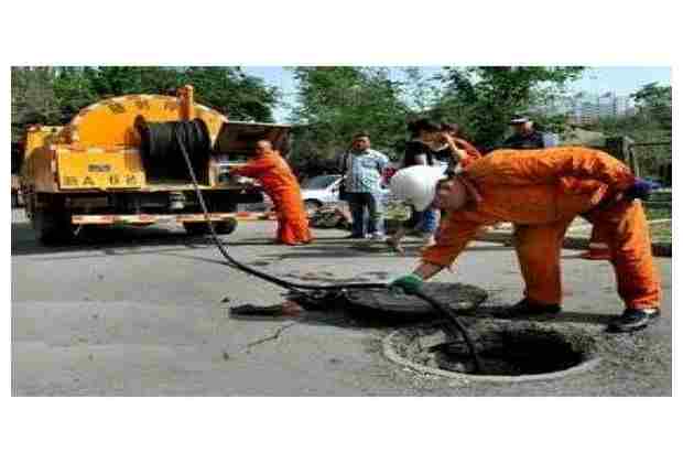 北覌廠胡同泥沙井管道清淤與墻壁顏色如何搭配