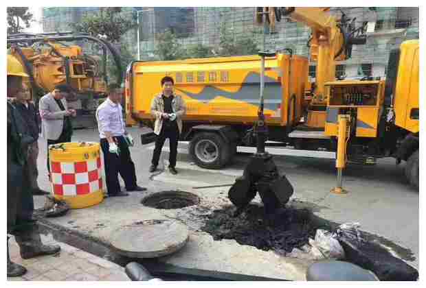 長(zhǎng)椿街社區(qū)化油溝管道清淤策劃方案