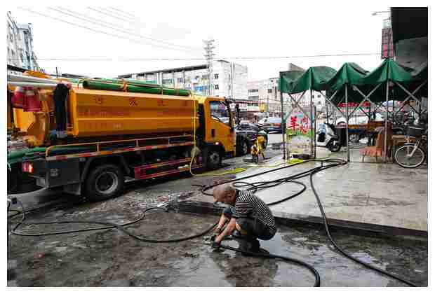 紫南家園社區(qū)廢油溝管道清淤介紹幾個方法 紫南家園社區(qū)廢油溝管道清淤介紹幾個方法
