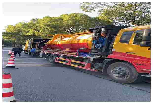 米糧庫社區(qū)淤泥溝管道清淤特點與應用范圍 米糧庫社區(qū)淤泥溝管道清淤特點與應用范圍