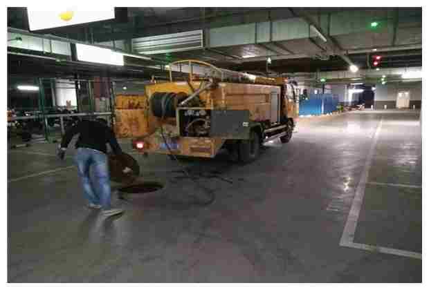 籬笆房一村沉砂渠管道清淤識別竅門介紹