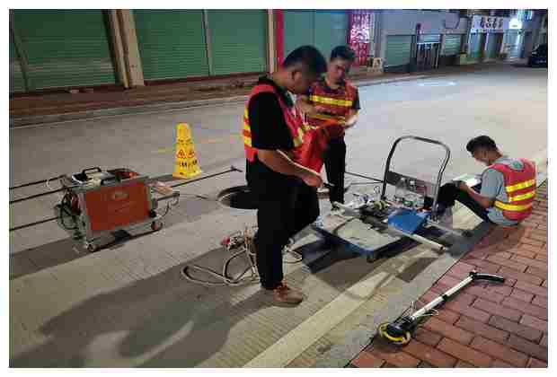 醬房大院調節溝管道清淤需要知道的事情