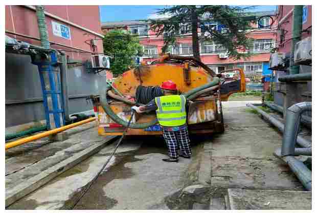 都會華庭社區污油溝清理貼心為企業服務