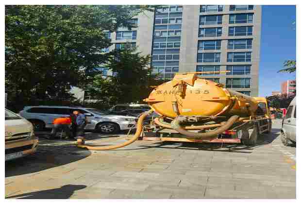 道灣胡同廢油渠污水清理需要注意的問題